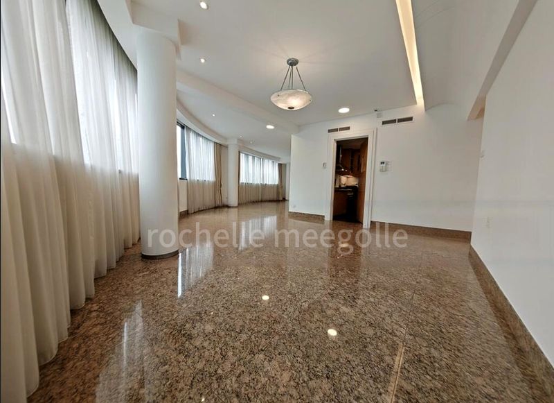 4 Bed Condo for Rent in  Grange 70 - Image 14