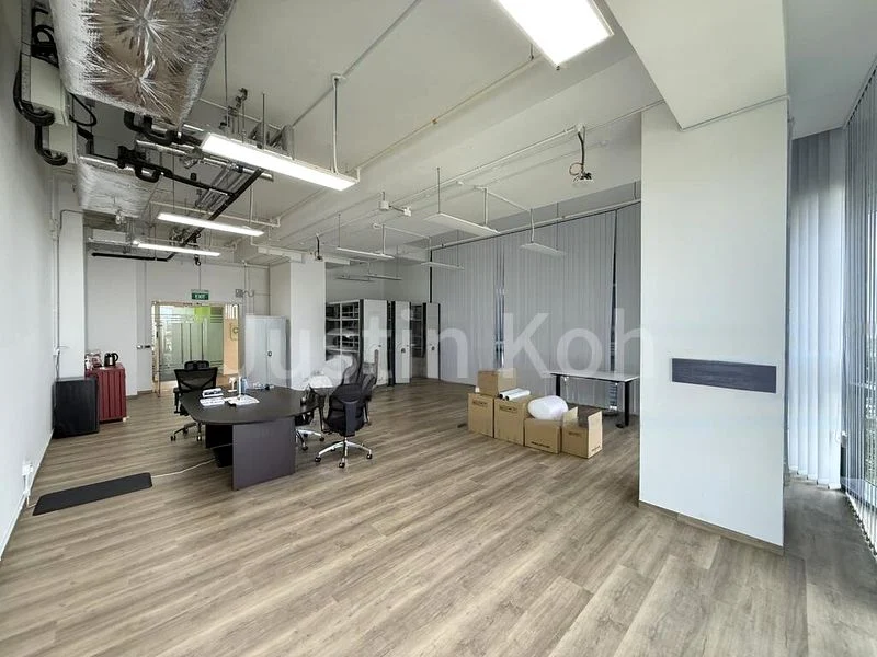 Office for Sale: Woods Square, Street 12 - Image 5