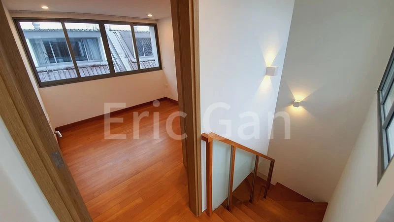 5 Bed Cluster House (Landed) for Rent in  Greenwood Mews - Image 21