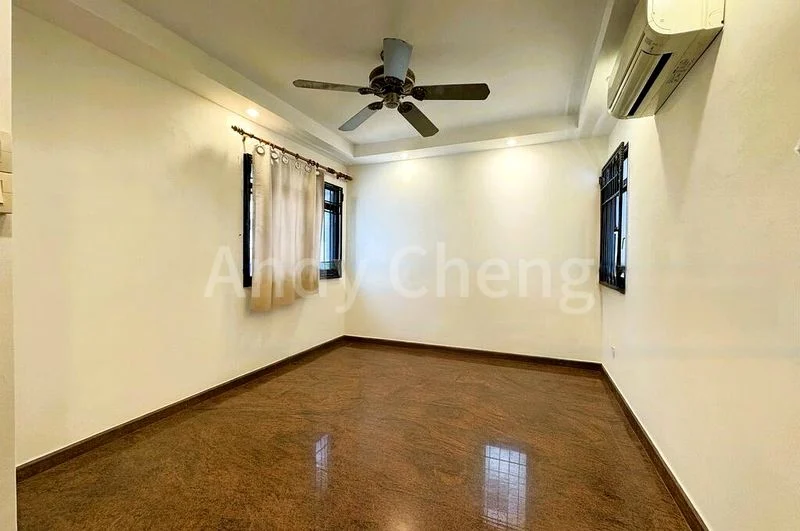 5 Room (5I) HDB for Sale in  202C Sengkang East Road - Image 9