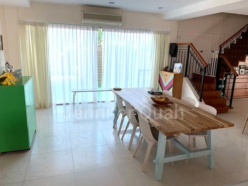 6 Bed Bungalow (Landed) for Rent in  Duchess Garden - Image 6