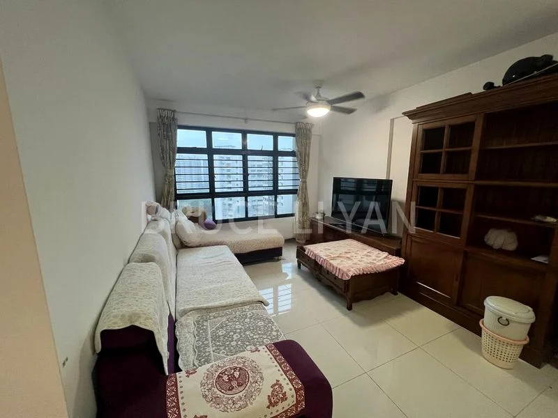 5 Room (5I) HDB for Rent in  809A Choa Chu Kang Avenue 1 - Image 1