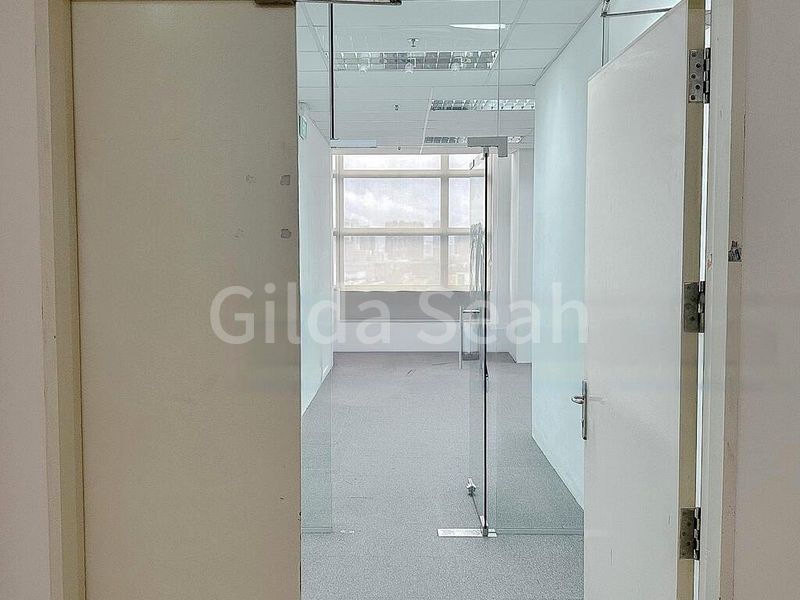 Light Industrial (B1) for Rent: The Spire - Image 2