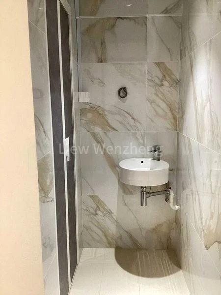 Common Room (HDB) for Rent in  132 Geylang East Avenue 1 - Image 5