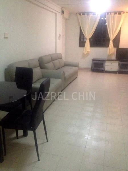 3 Room (3I) HDB for Rent in  303 Serangoon Avenue 2 - Image 1