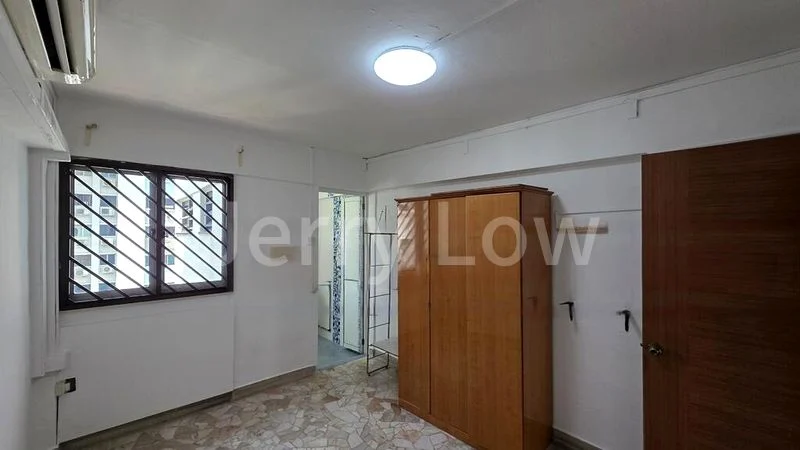 3 Room (3NG) HDB for Rent in  331 Ang Mo Kio Avenue 1 - Image 2