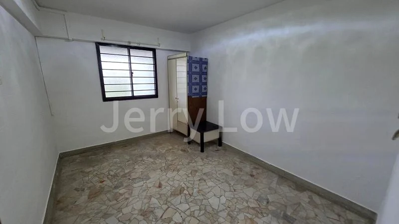 3 Room (3NG) HDB for Rent in  331 Ang Mo Kio Avenue 1 - Image 3