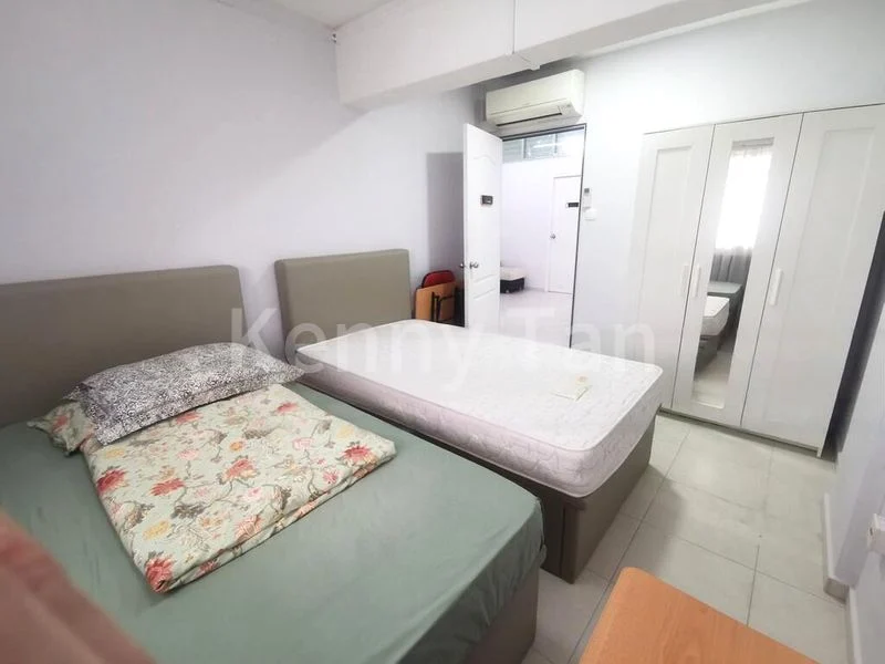 4 Room (4I) HDB for Rent in 408 Ang Mo Kio Avenue 10 - Image 4