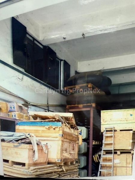 Light Industrial (B1) for Rent: HILLVIEW TERRACE - Image 2