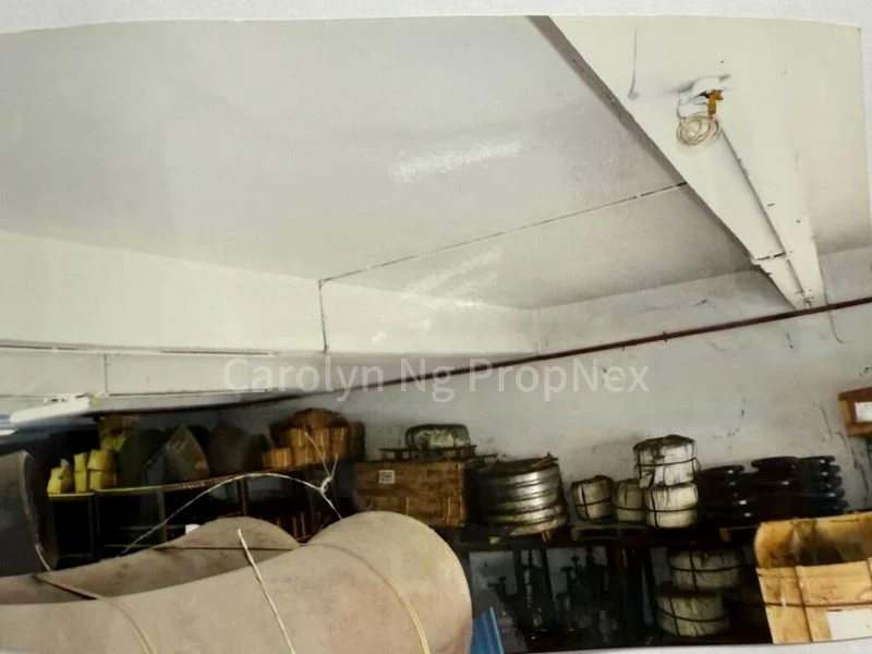 Light Industrial (B1) for Rent: HILLVIEW TERRACE - Image 16