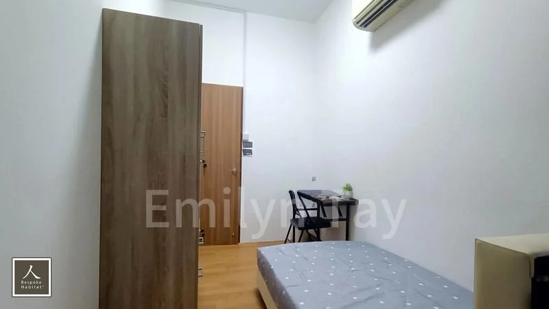 Common Room (Condo) for Rent in  Dover Parkview - Image 6