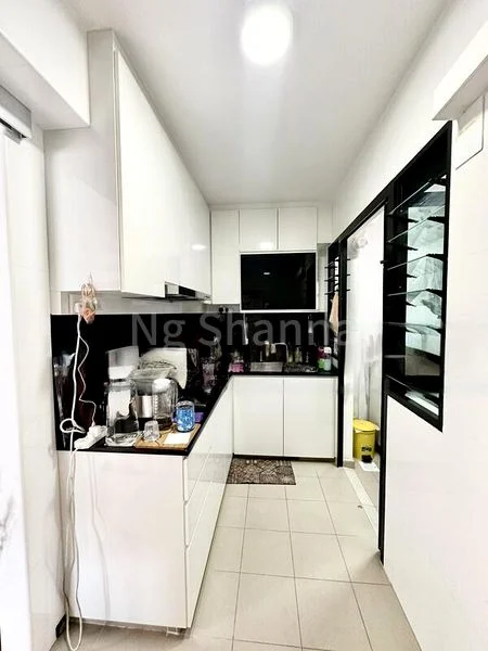 3 Room (3A) HDB for Rent in  462A Yishun Avenue 6 - Image 2