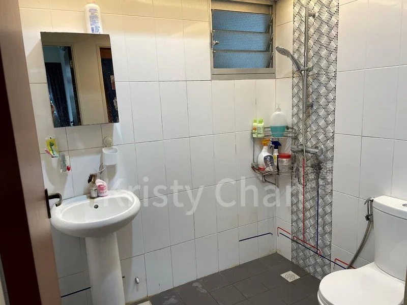 Common Room (HDB) for Rent in  890A Woodlands Drive 50 - Image 5