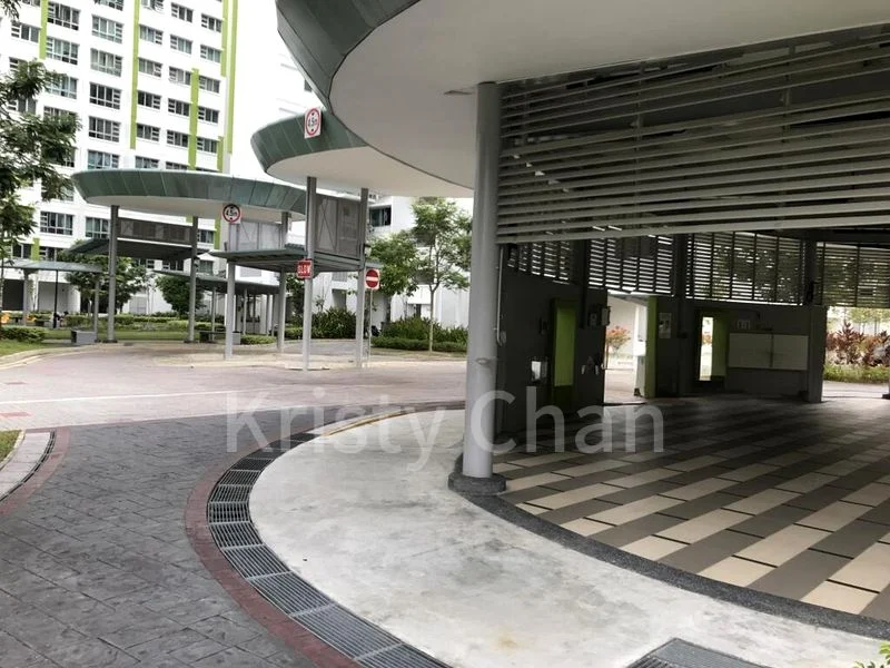 Common Room (HDB) for Rent in  890A Woodlands Drive 50 - Image 11