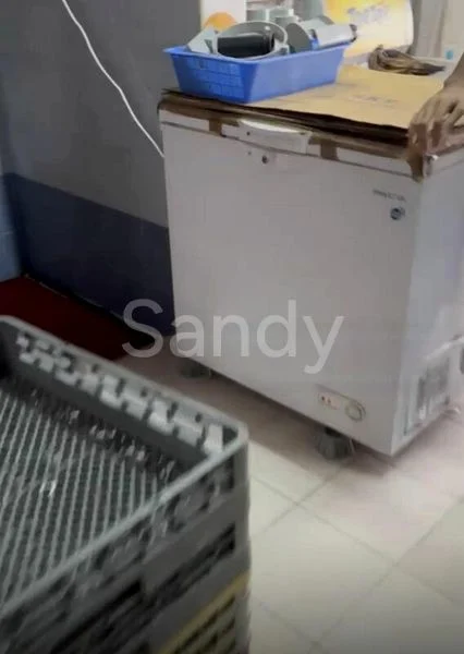 Ground road-facing fitted Fnb at Siglap - Image 1