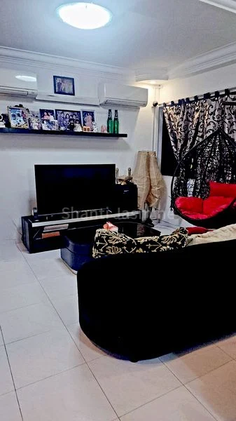 4 Room (4A) HDB for Sale in 965 Hougang Avenue 9 - Image 2