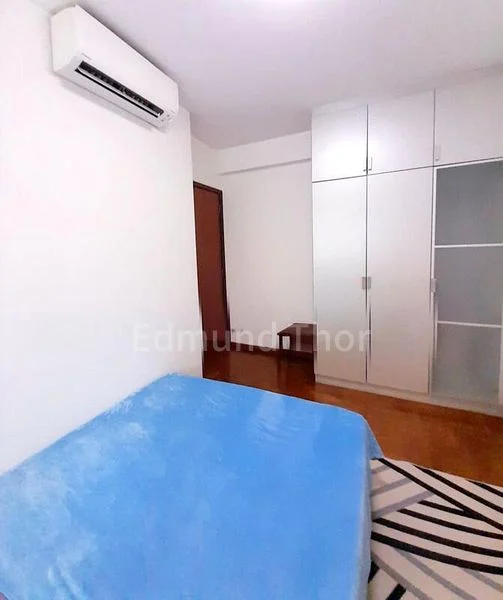 Common Room (Condo) for Rent in The Warren - Image 7