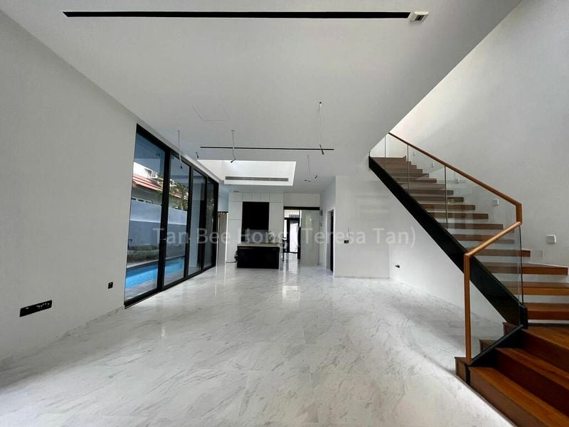 6 Bed Semi-Detached House (Landed) for Sale in  Tavistock Avenue - Image 4