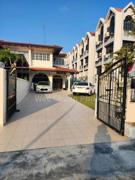 6 Bed Semi-Detached House (Landed) for Rent in  Kembangan Estate - Image 2