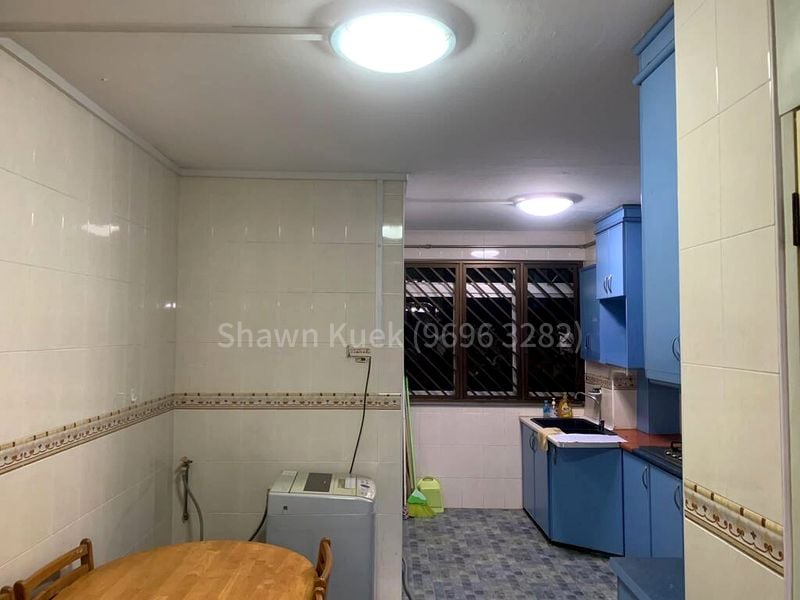 4 Room (4STD) HDB for Rent in  876 Tampines Street 84 - Image 4