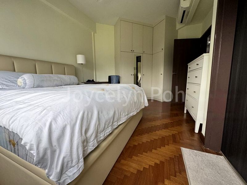 3 Bed Condo for Sale in  Mandarin Gardens - Image 4