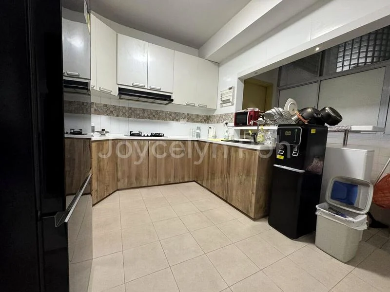 3 Bed Condo for Sale in  Mandarin Gardens - Image 11