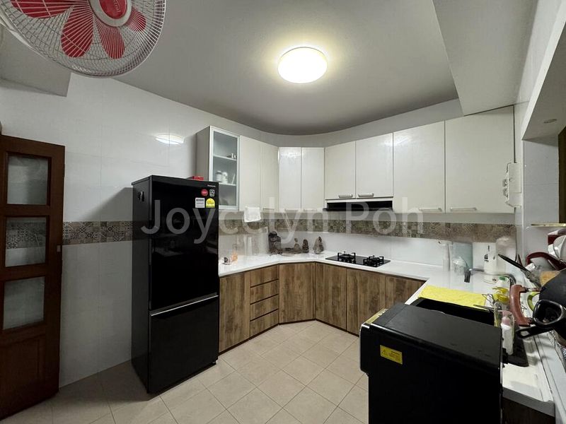 3 Bed Condo for Sale in  Mandarin Gardens - Image 10