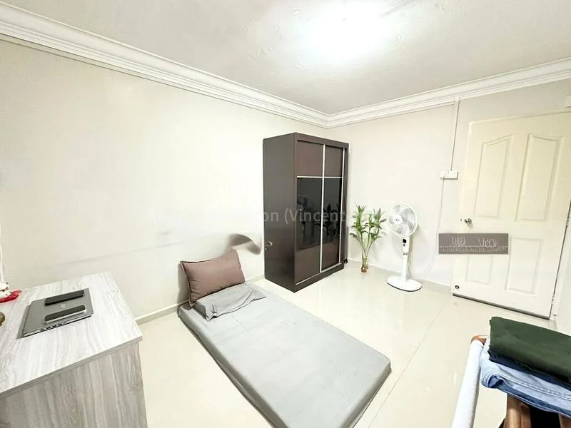 4 Room (4NG) HDB for Sale in  313 Bukit Batok Street 32 - Image 10