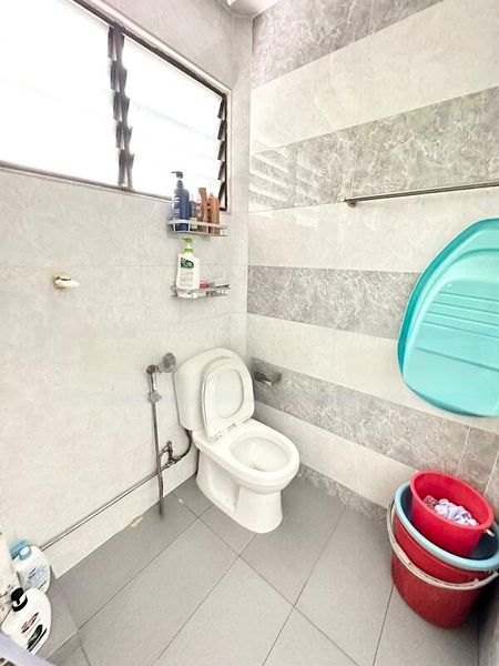 4 Room (4NG) HDB for Sale in  313 Bukit Batok Street 32 - Image 13