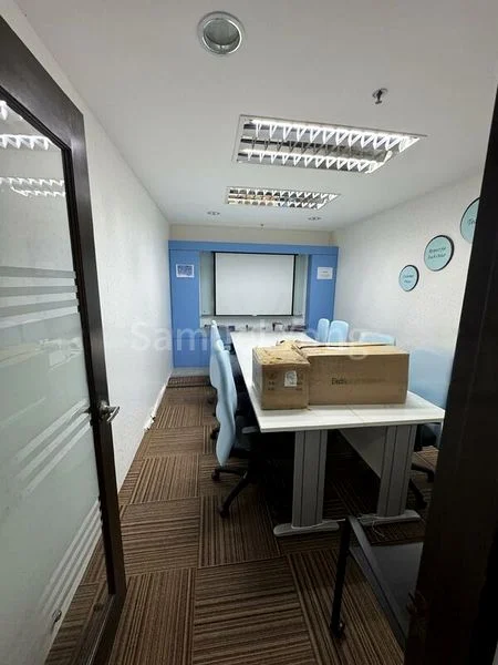 Light Industrial (B1) for Rent: Vertex, 8 Pioneer Road, 2,800 sqft Workshop - Image 7