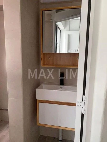 Common Room (HDB) for Rent in  844 Sims Avenue - Image 2