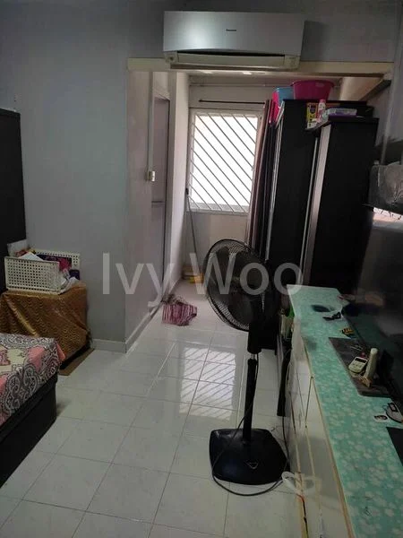 4 Room (4A) HDB for Rent in  435 Hougang Avenue 8 - Image 4