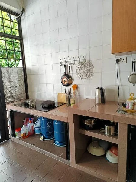 Common Room (Landed) for Rent in  Lengkong Tiga - Image 6