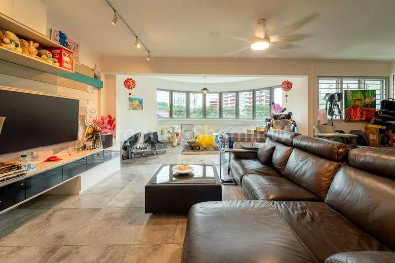 5 Room (5I) HDB for Sale in  402 Sin Ming Avenue - Image 2