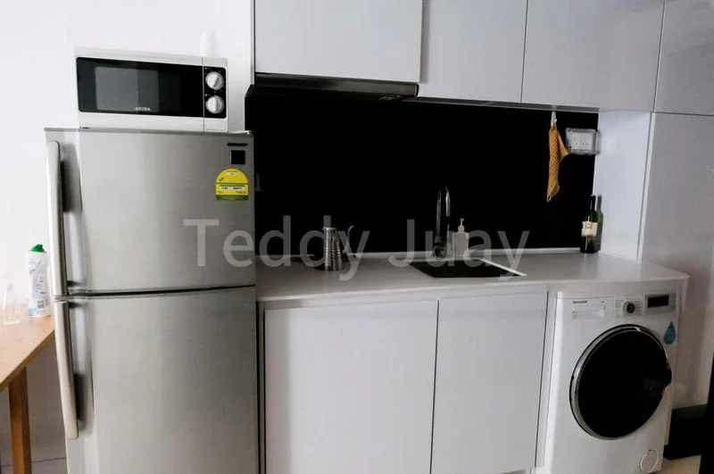 Room (Condo) for Rent in  Grandview Suites - Image 5