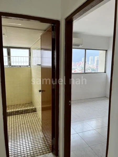 2 Bed Apartment (Condo) for Rent in  Lakeview - Image 16