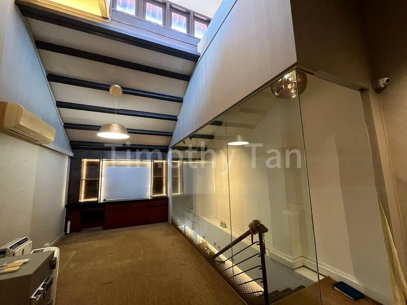 Other Retail for Rent: 2nd Floor Commercial Shop Near Maxwell MRT - Image 1