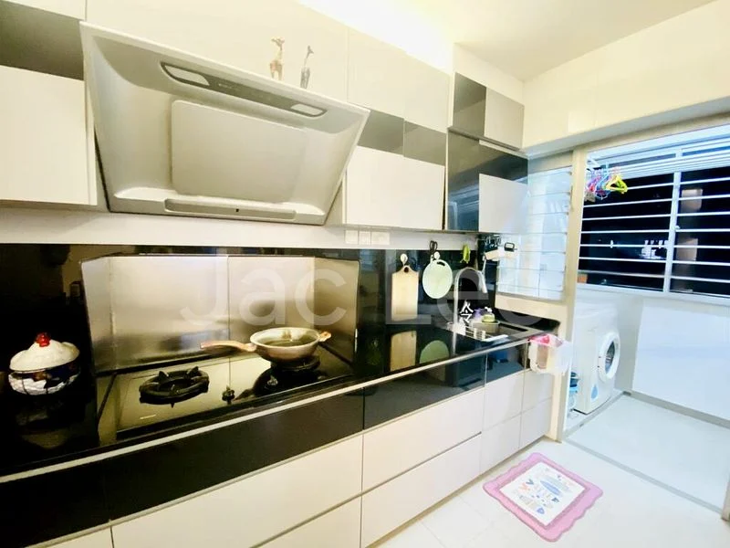 Multi Gen HDB for Sale in  513D Yishun Street 51 - Image 9
