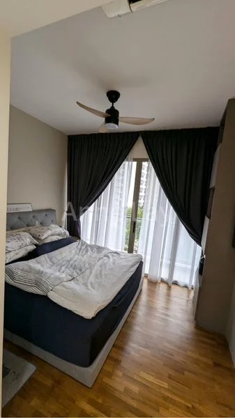 4 Bed Executive Condo for Sale in  Sea Horizon - Image 5