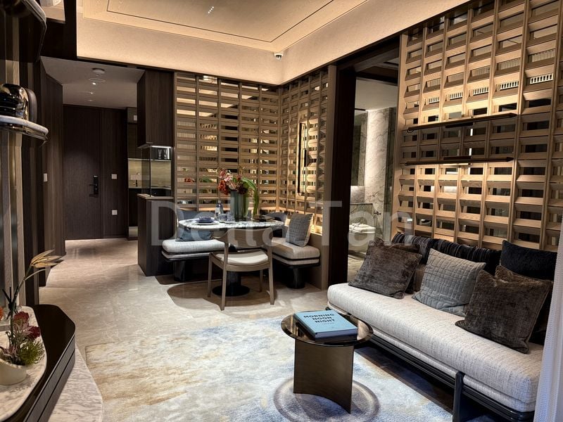 3 Bed Condo for Sale in  Meyer Blue - Image 2