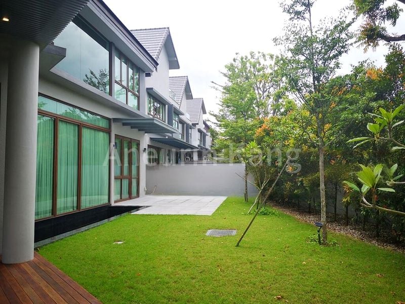 7 Bed Bungalow (Landed) for Rent in  Lornie Road - Image 2