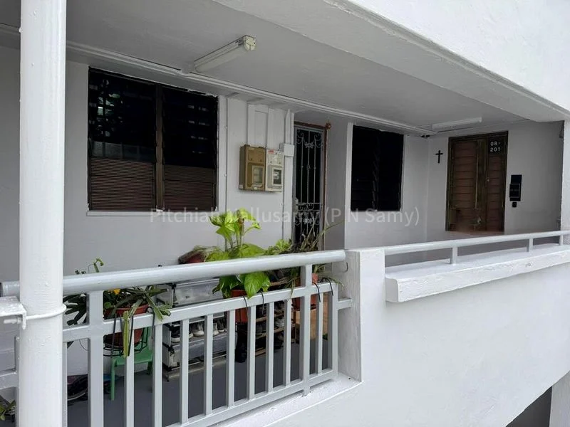 3 Room (3NG) HDB for Sale in 213 Bukit Batok Street 21 - Image 2