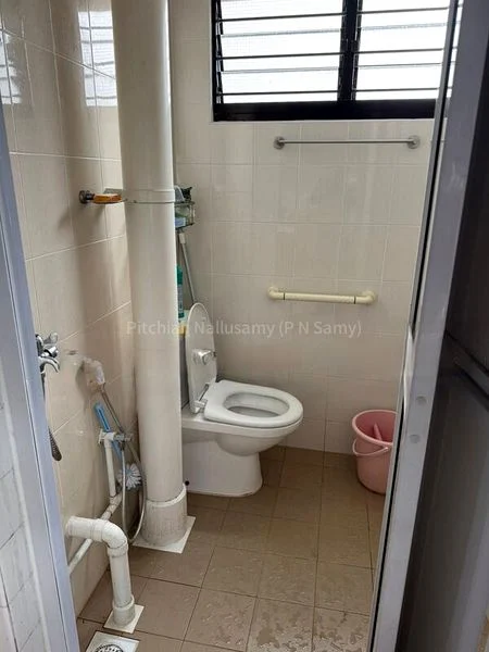 3 Room (3NG) HDB for Sale in 213 Bukit Batok Street 21 - Image 14