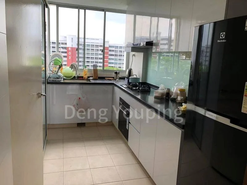 Room (Condo) for Rent in  Astor - Image 1