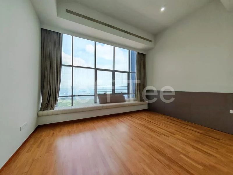 5 Bed Condo for Rent in  UIC Building - Image 9
