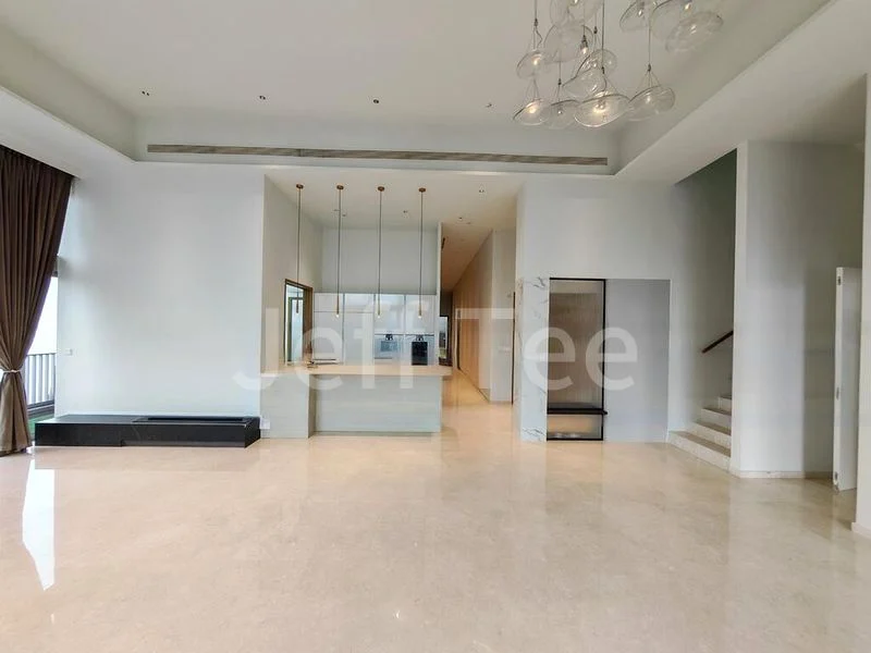 5 Bed Condo for Rent in  UIC Building - Image 16