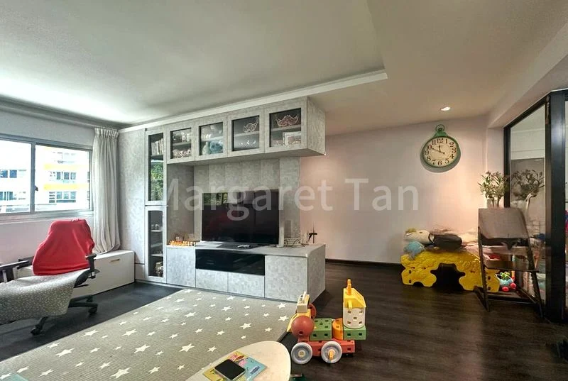 4 Room (4NG) HDB for Sale in  316 Clementi Avenue 4 - Image 1
