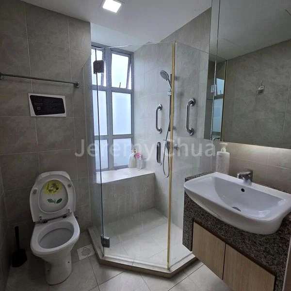 Common Room (Condo) for Rent in  Lakeholmz - Image 5