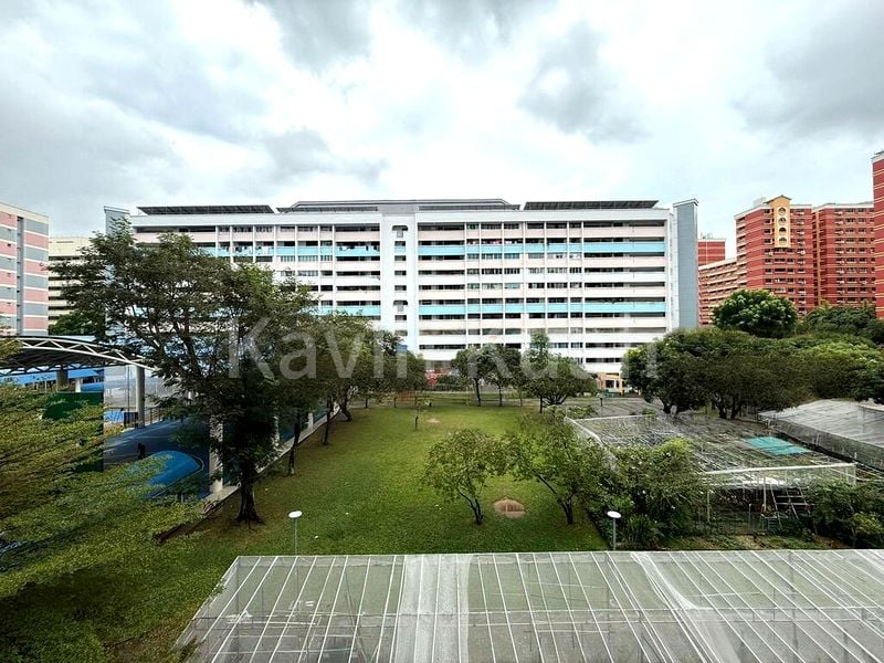 4 Room (4S) HDB for Sale in  840 Tampines Street 82 - Image 2