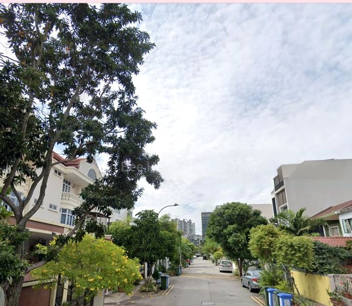 3 Bed Terraced House (Landed) for Sale in  Chapel Lodge - Image 9